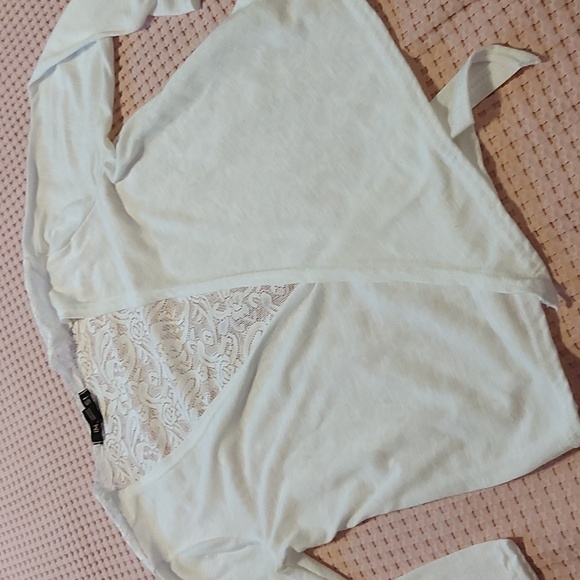 Woman's cardigan - Picture 1 of 6